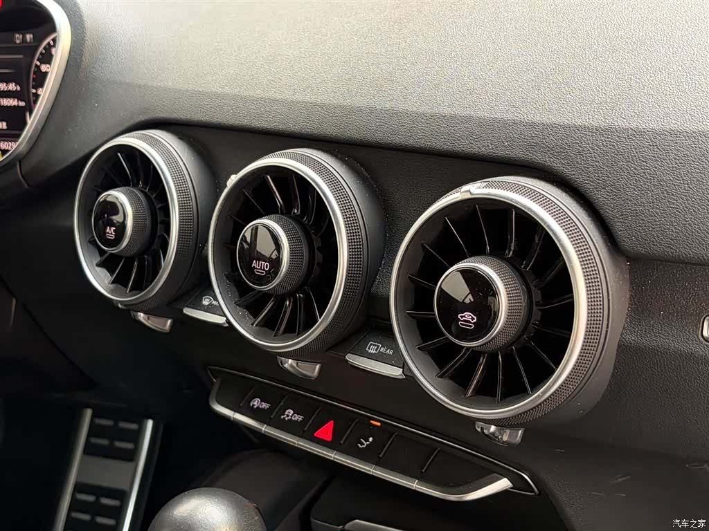 Audi TT, 2017 31