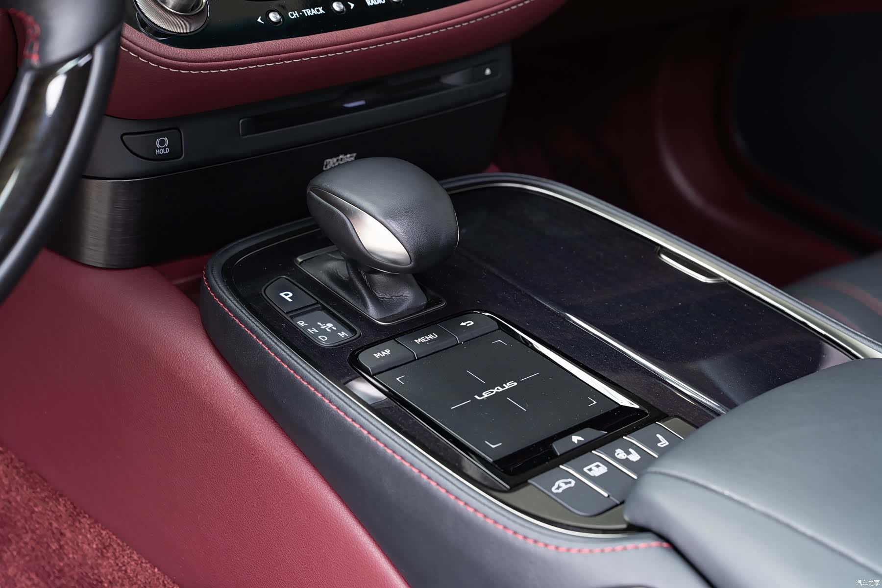 Lexus LS, 2021 37
