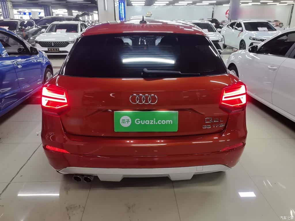 Audi Q2L, 2018 6