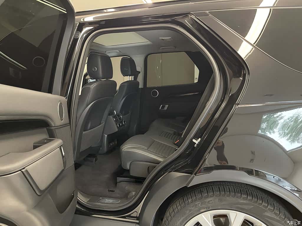 Land Rover Discovery, 2024 18