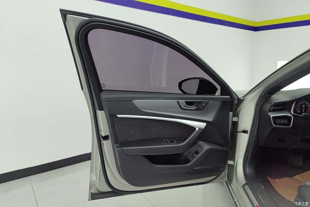 Audi A6L, 2019 7