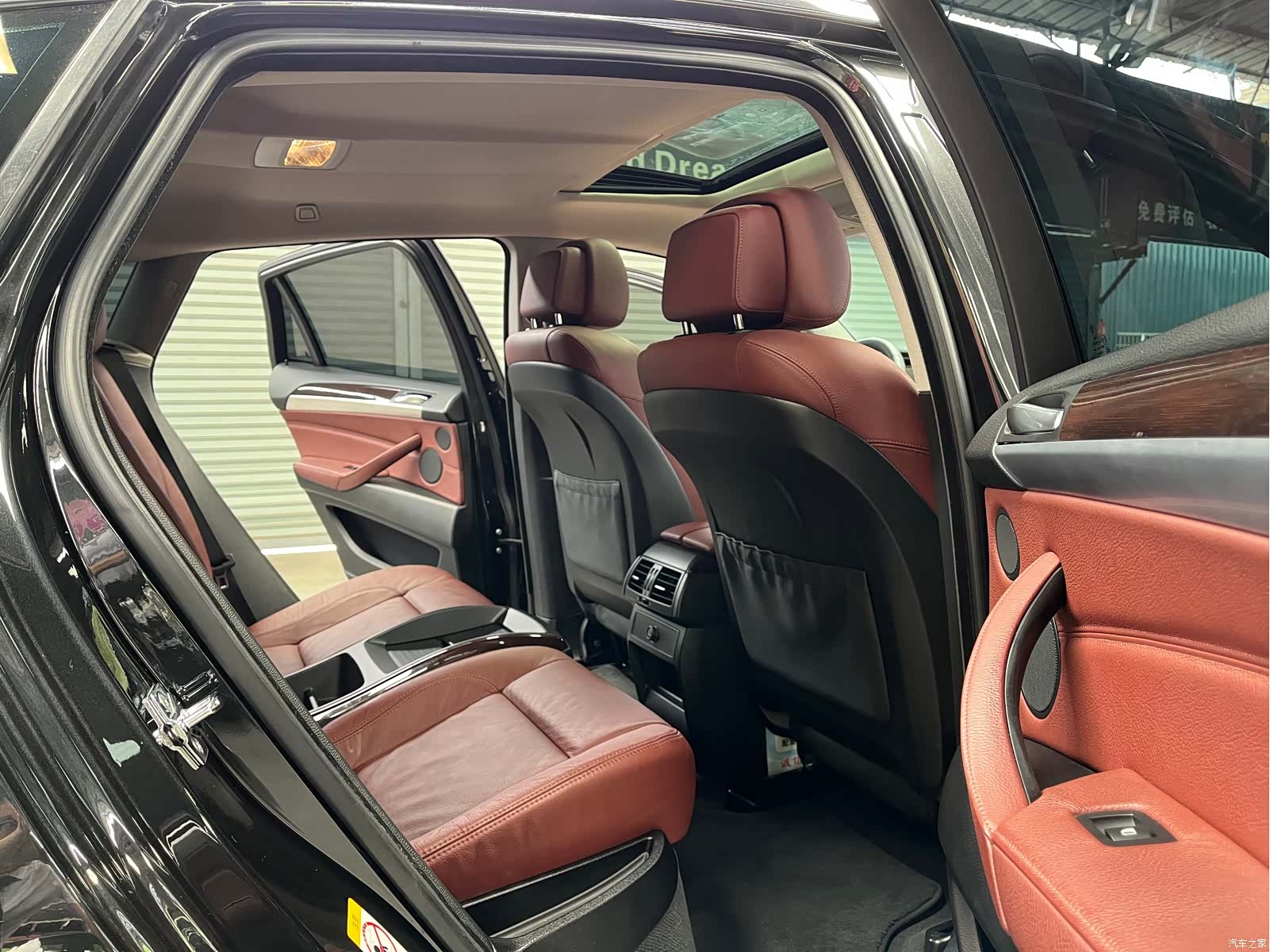 BMW X6, 2009 21