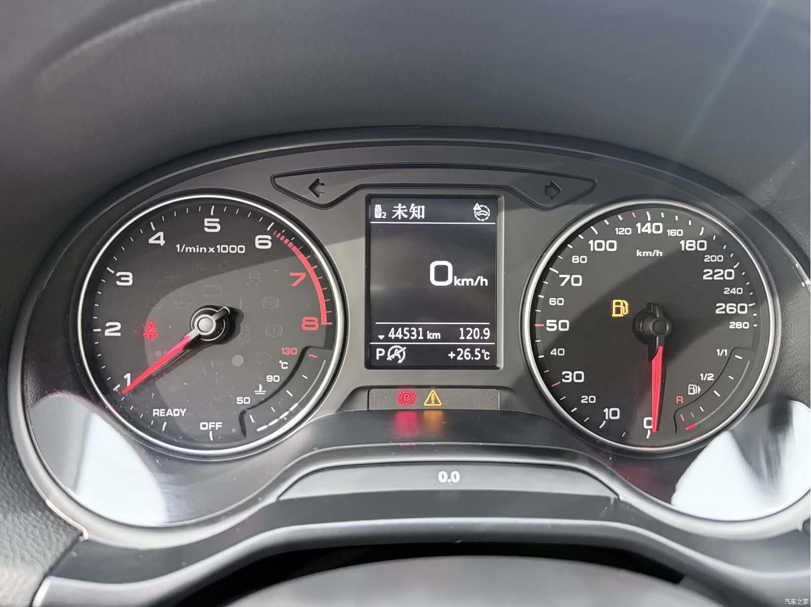 Audi Q2L, 2023 12