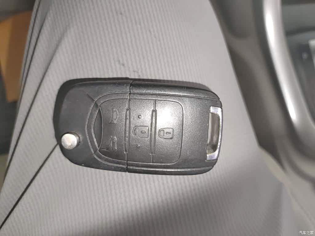 Wuling 630, 2015 9