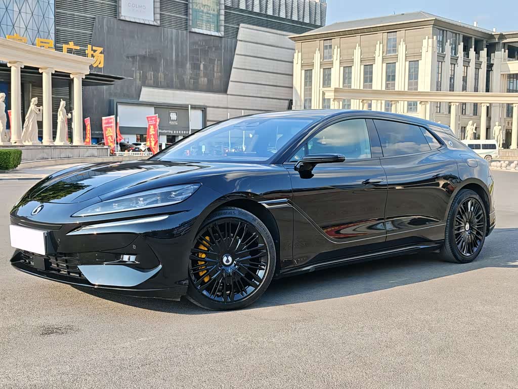 Denza Z9GT