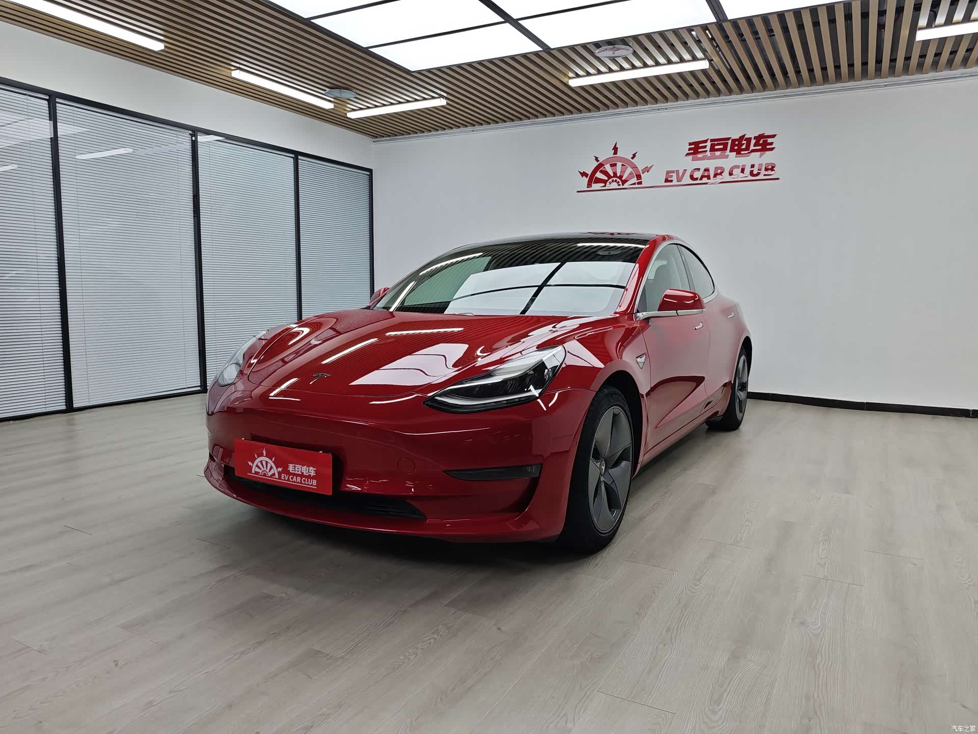 Tesla Model 3, 2020 1