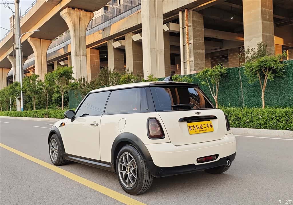Mini ONE, 2013 4