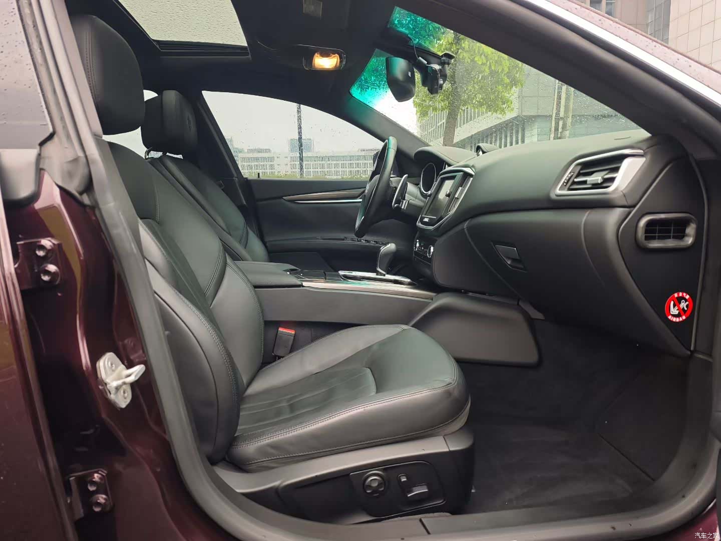 Maserati Ghibli, 2016 8