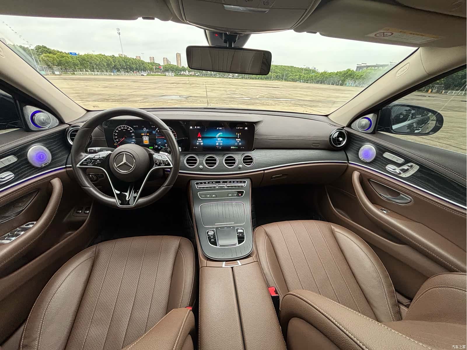 Mercedes-Benz E-Class, 2022 10
