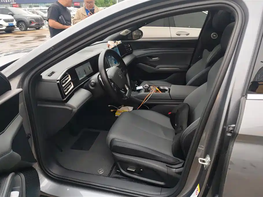 BYD Qin L