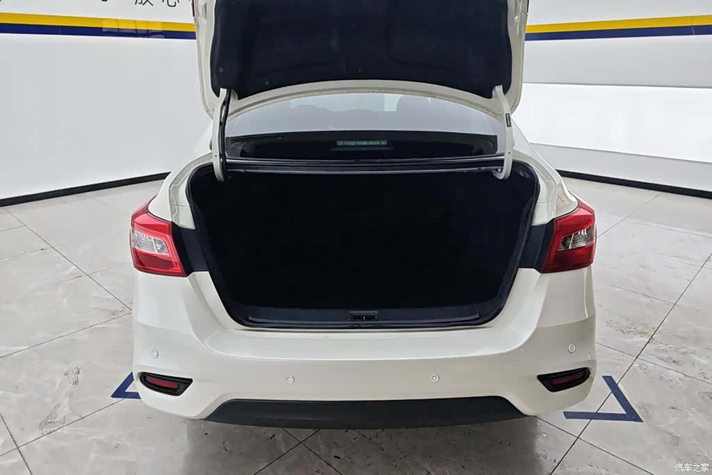 Nissan Sylphy, 2022 4