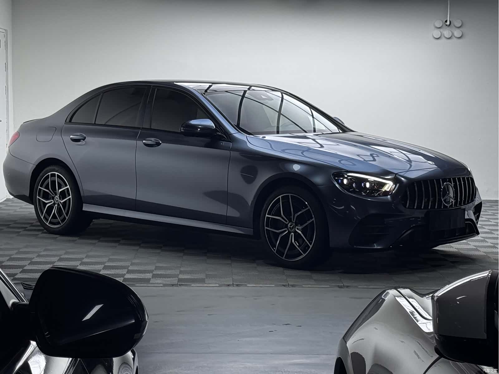 Mercedes-Benz E-Class, 2021 3