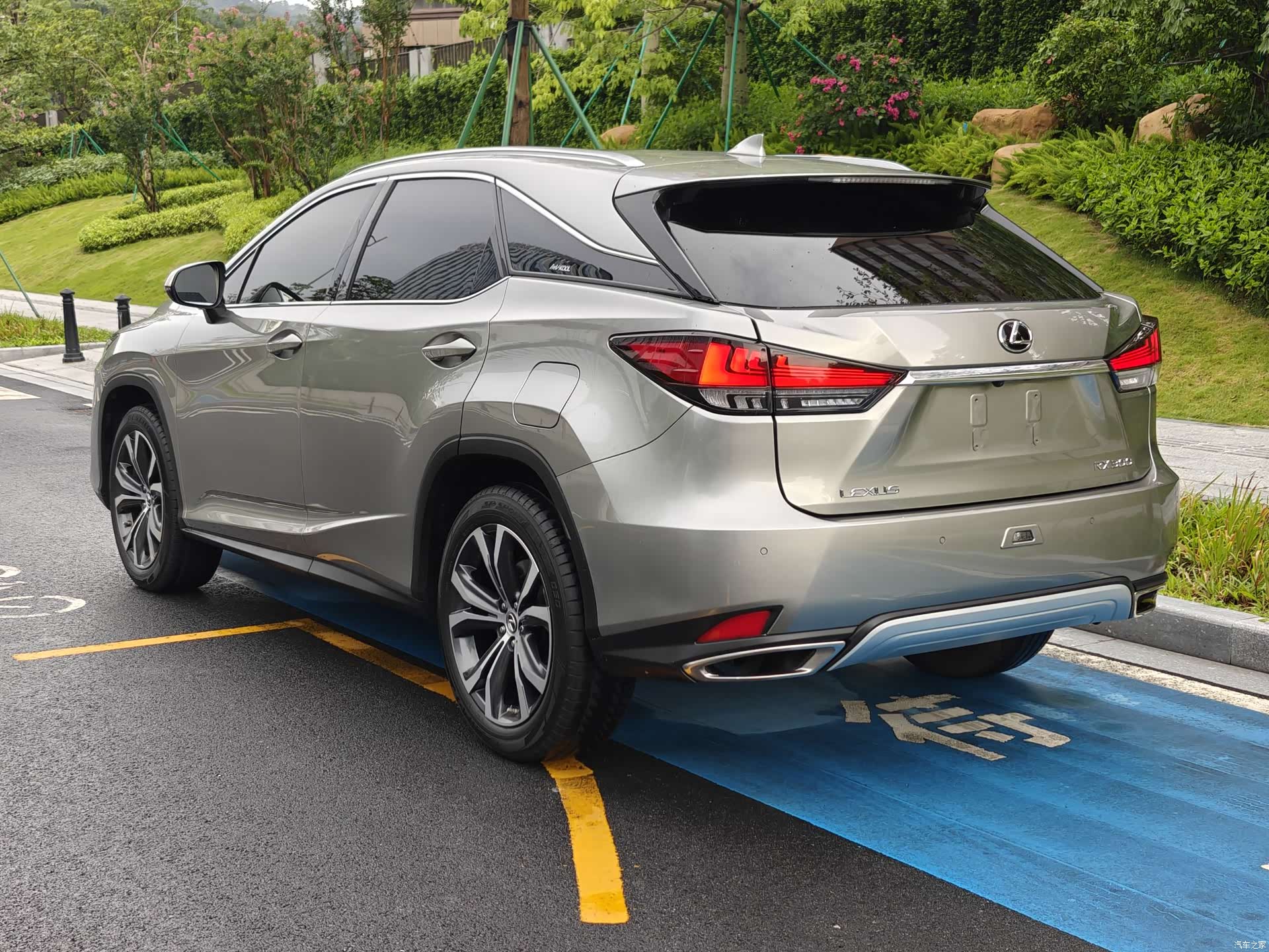 Lexus RX, 2021 19