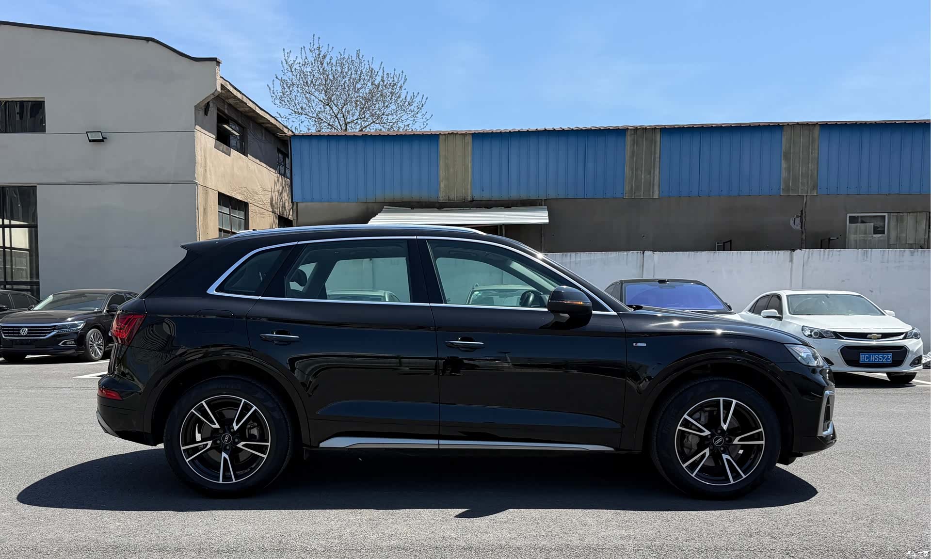 Audi Q5L, 2022 все фото
