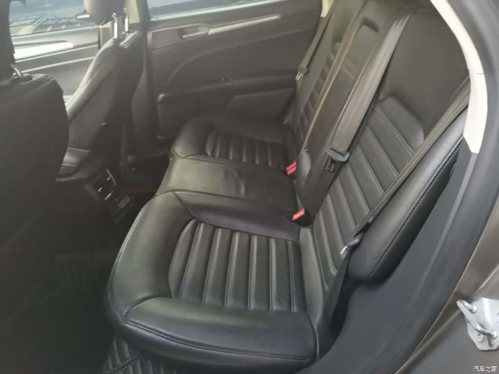 Ford Mondeo, 2014 17
