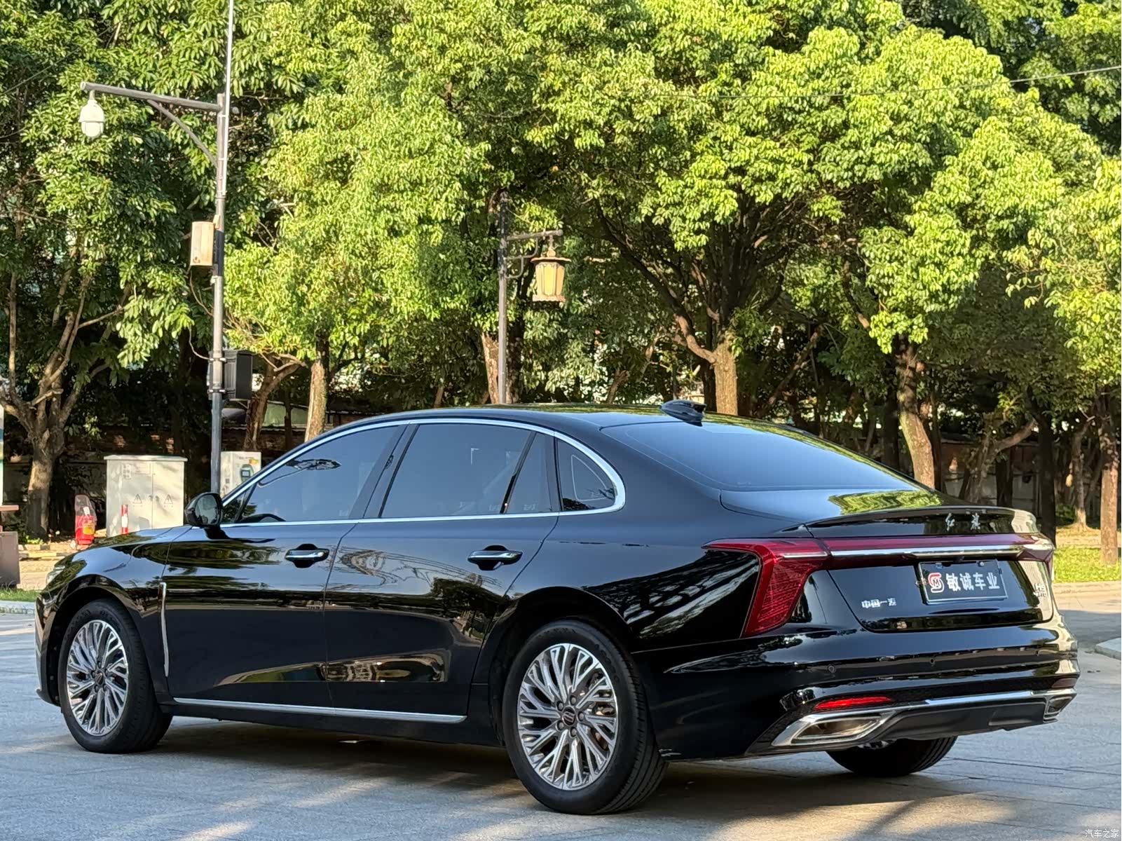 Hongqi H5, 2022 7