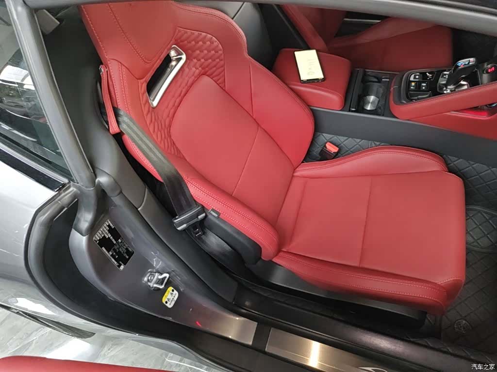 Jaguar F-TYPE, 2024 25