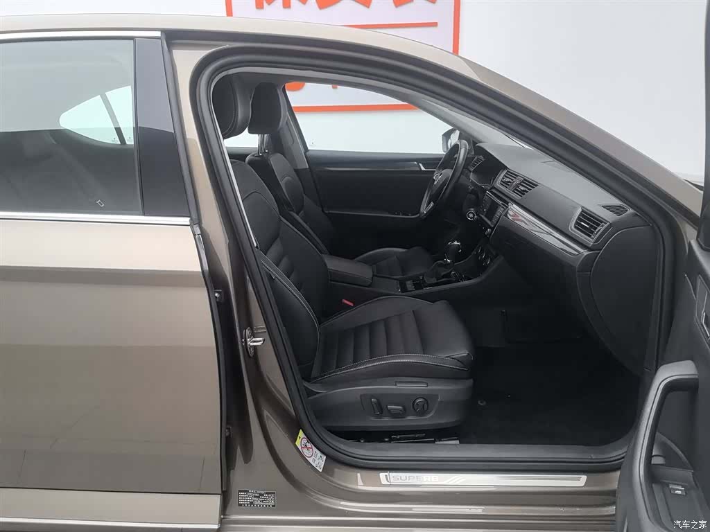 Skoda Superb, 2017 23