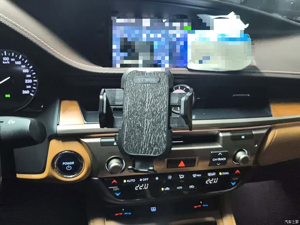Lexus ES, 2016 6