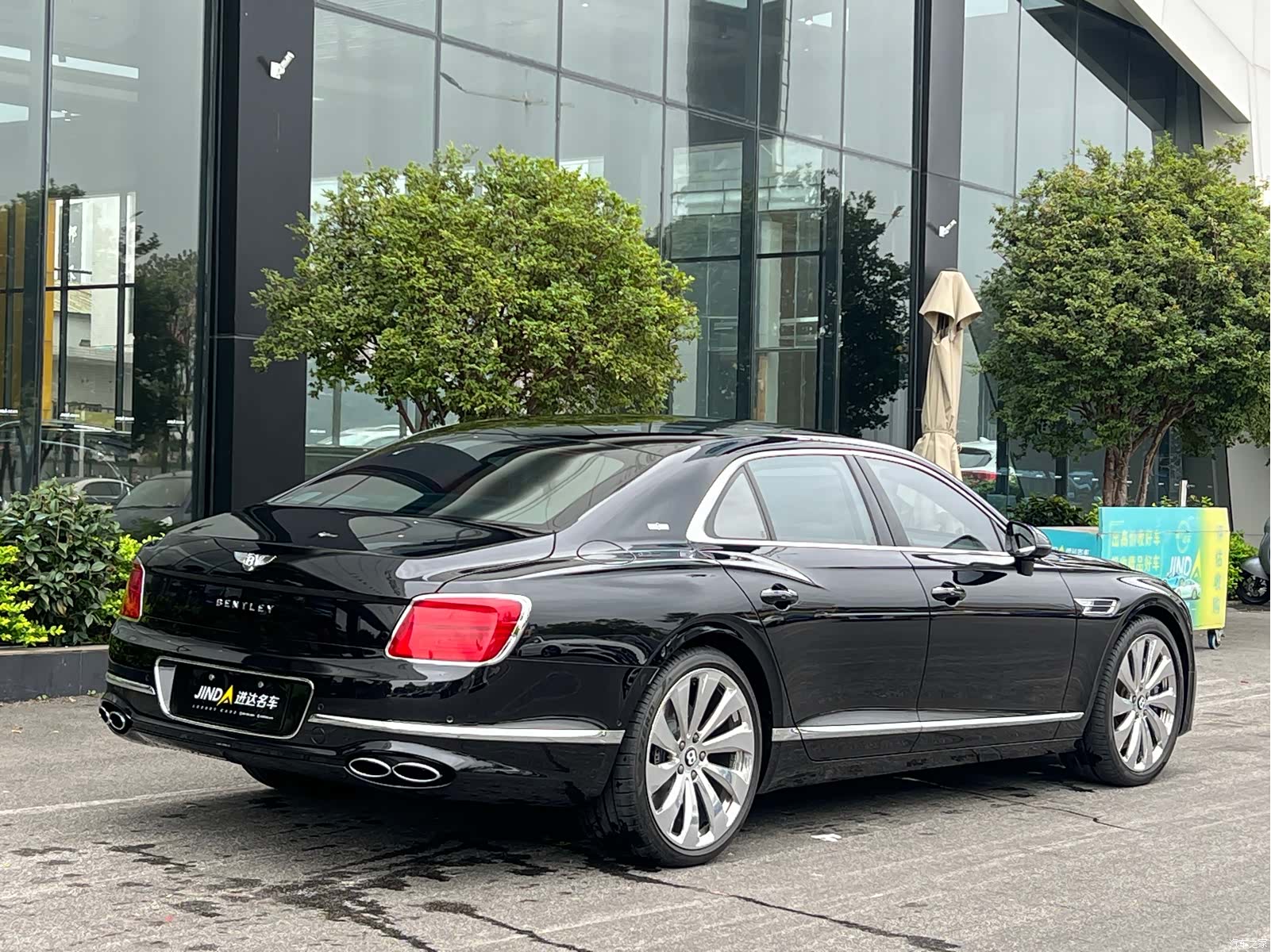 Bentley Flying Spur, 2021 12