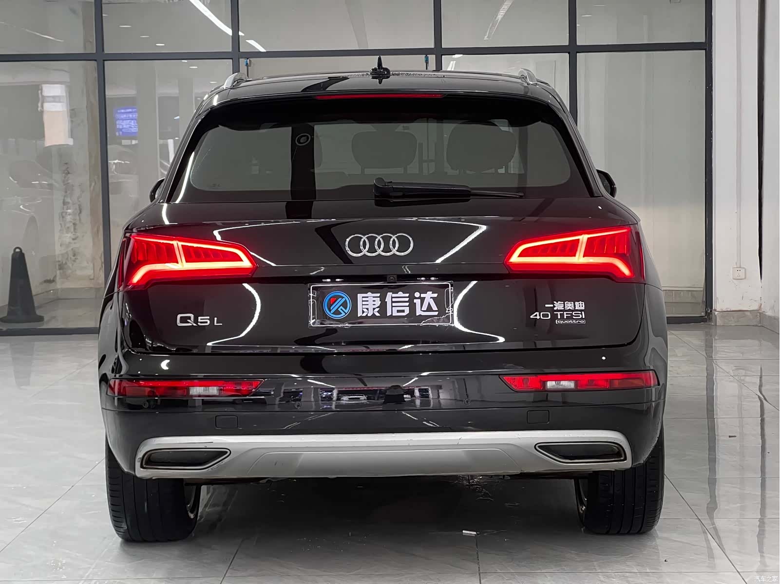 Audi Q5L, 2019 10