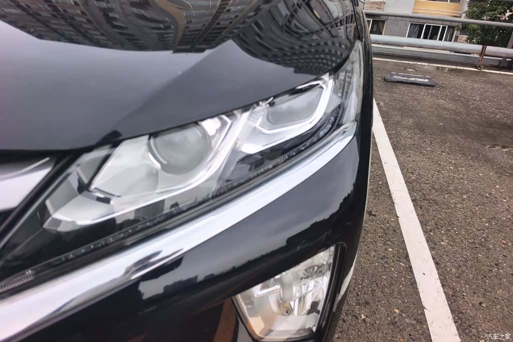 Mitsubishi VI, 2019 все фото