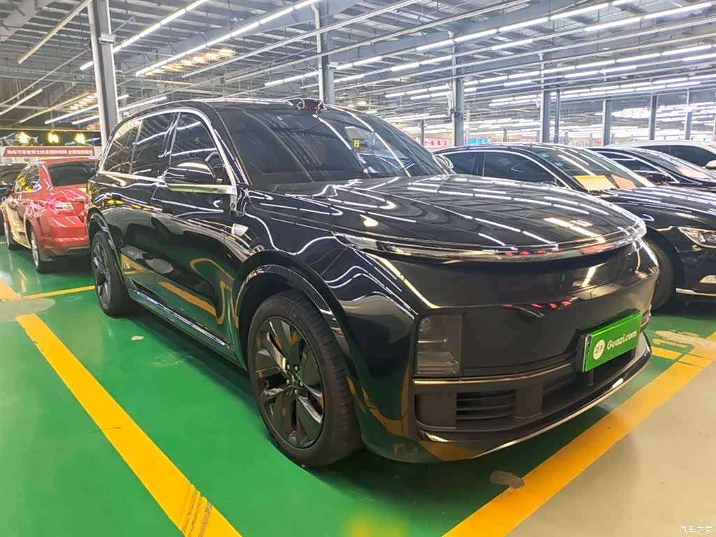 Li Auto L9, 2024 4