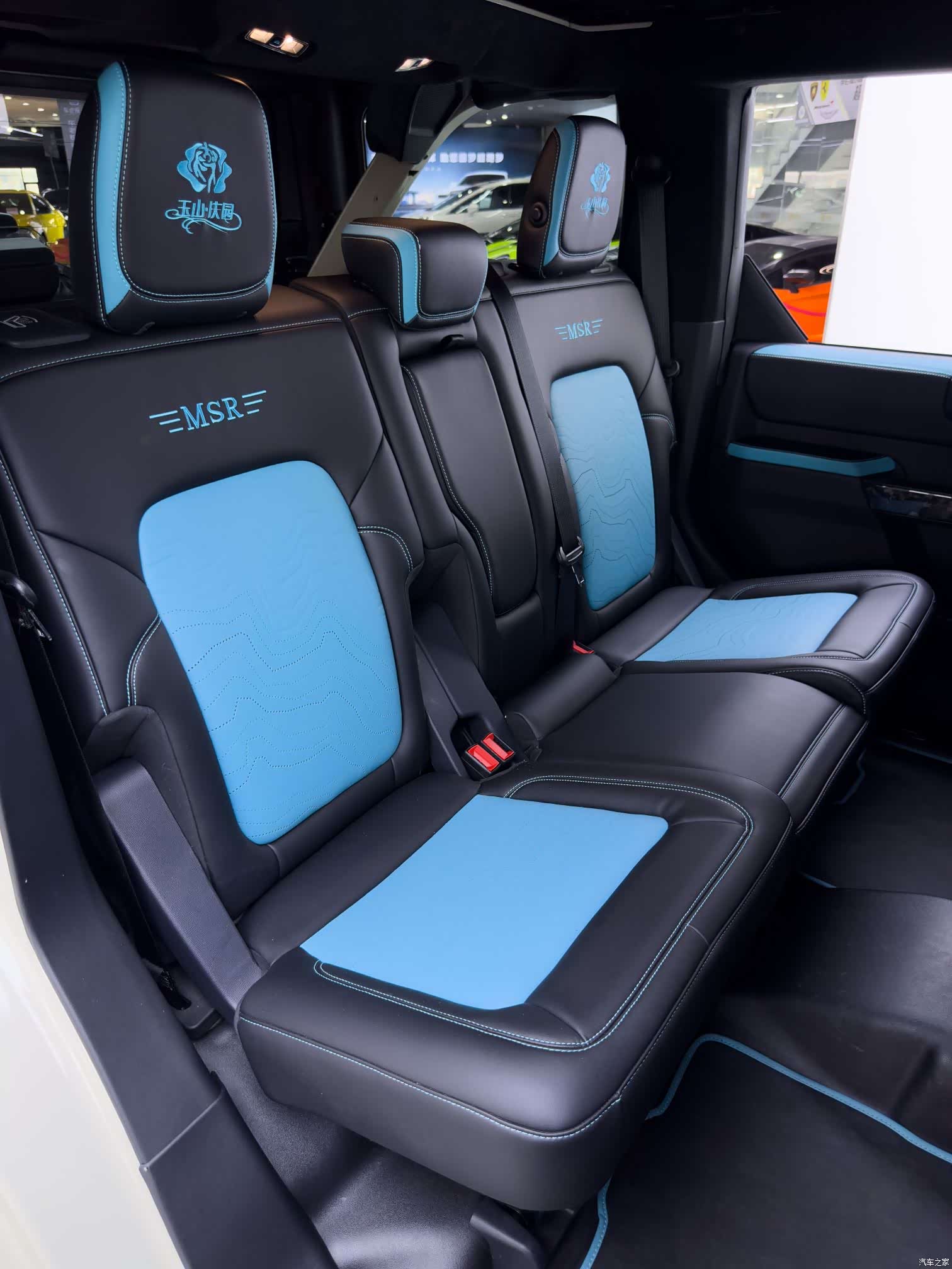 Ford Bronco, 2025 33