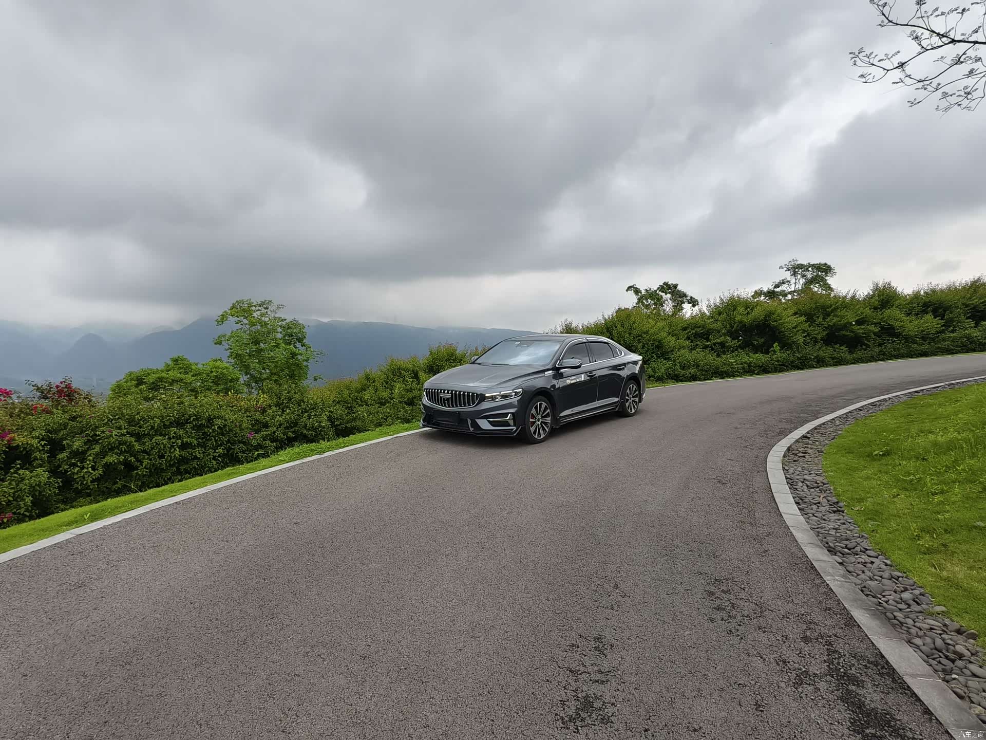 Geely Preface, 2025 10