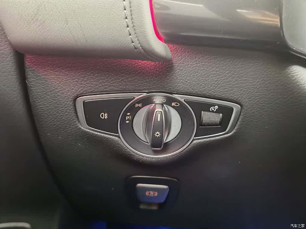 Mercedes-Benz EQC, 2021 21