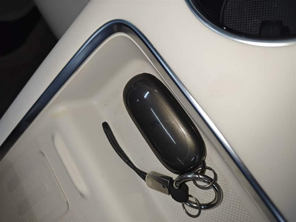 Li Auto Ideal L8