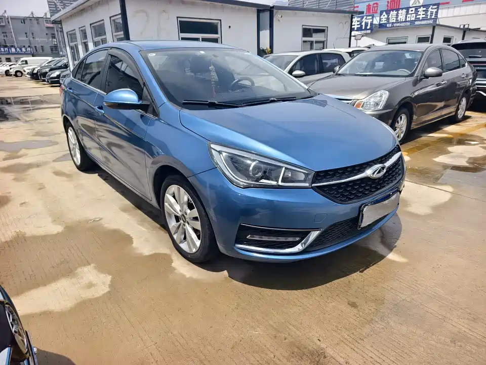 Chery Arrizo 5