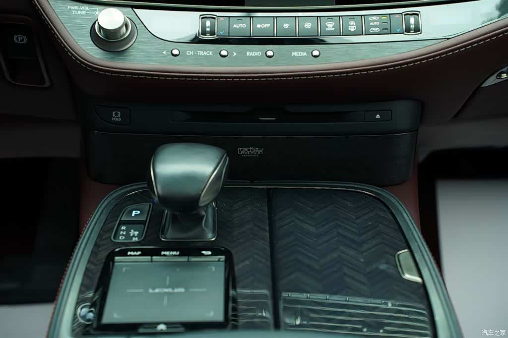 Lexus LS, 2018 19