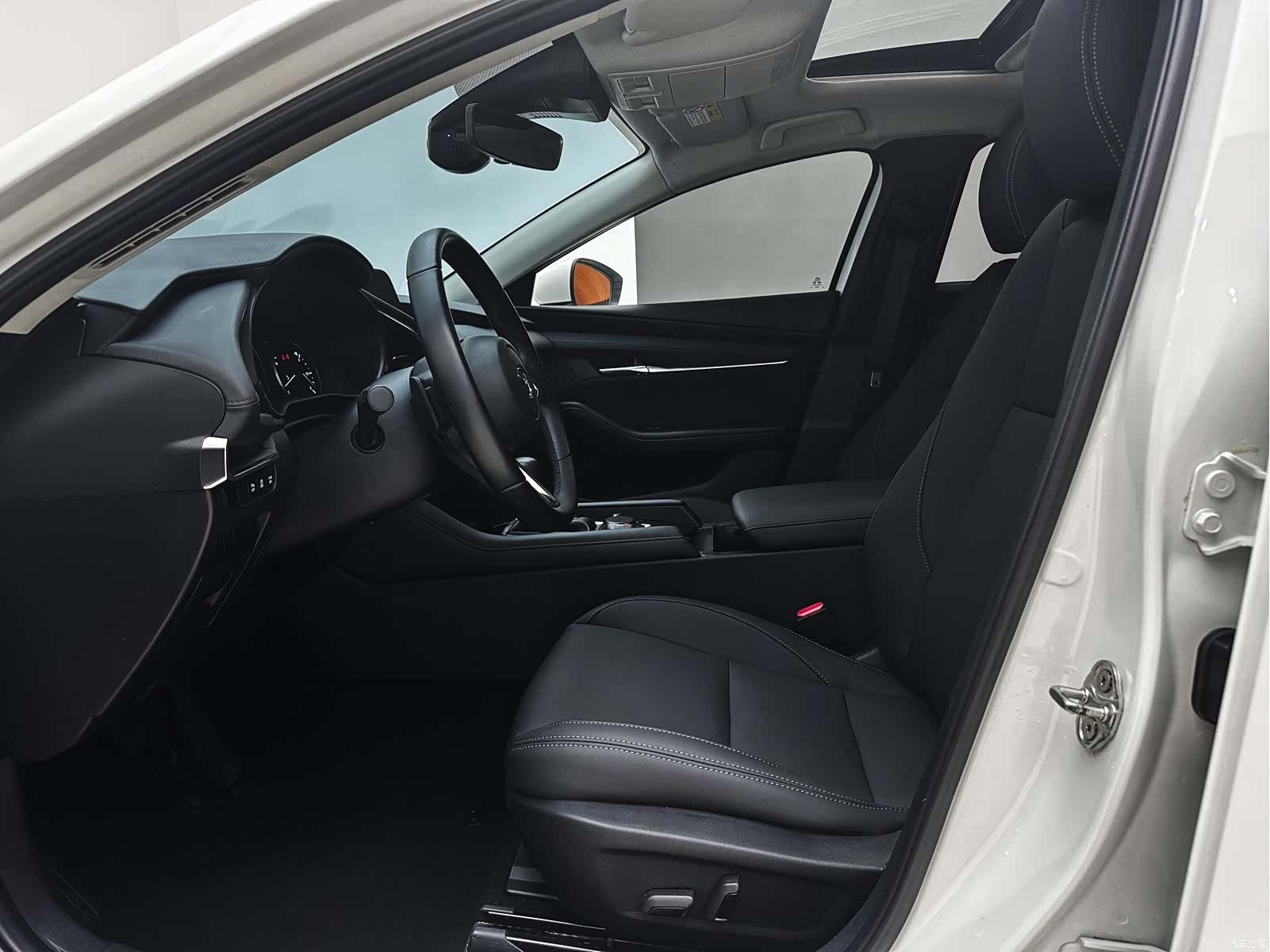 Mazda Mazda3, 2022 11