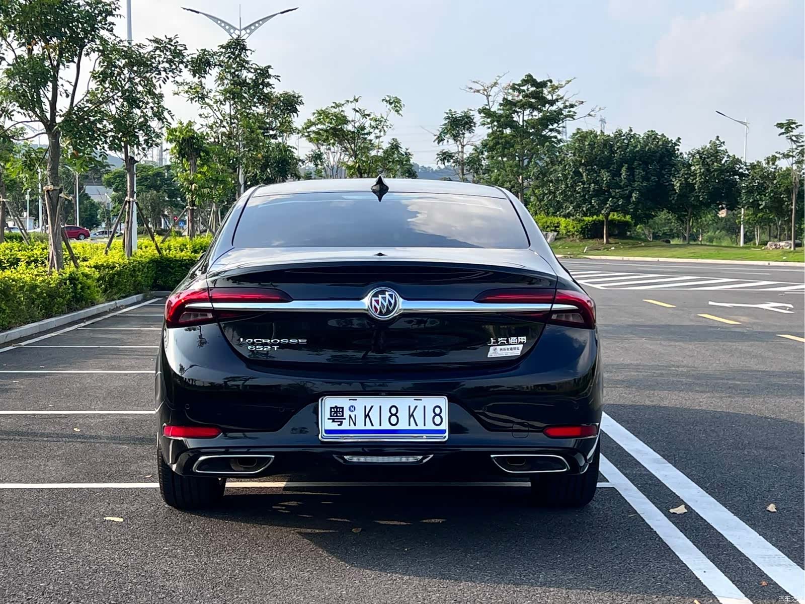 Buick LaCrosse, 2021 все фото