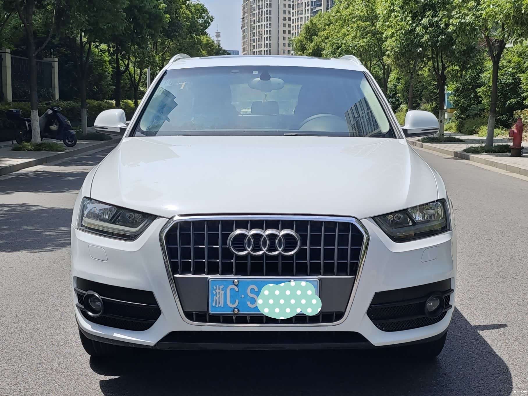 Audi Q3, 2013 8