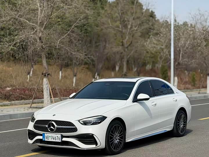 Mercedes-Benz C-Class 2024 — фото 1