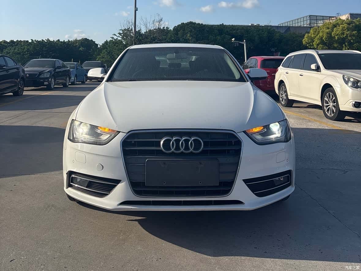Audi A4L, 2014 1