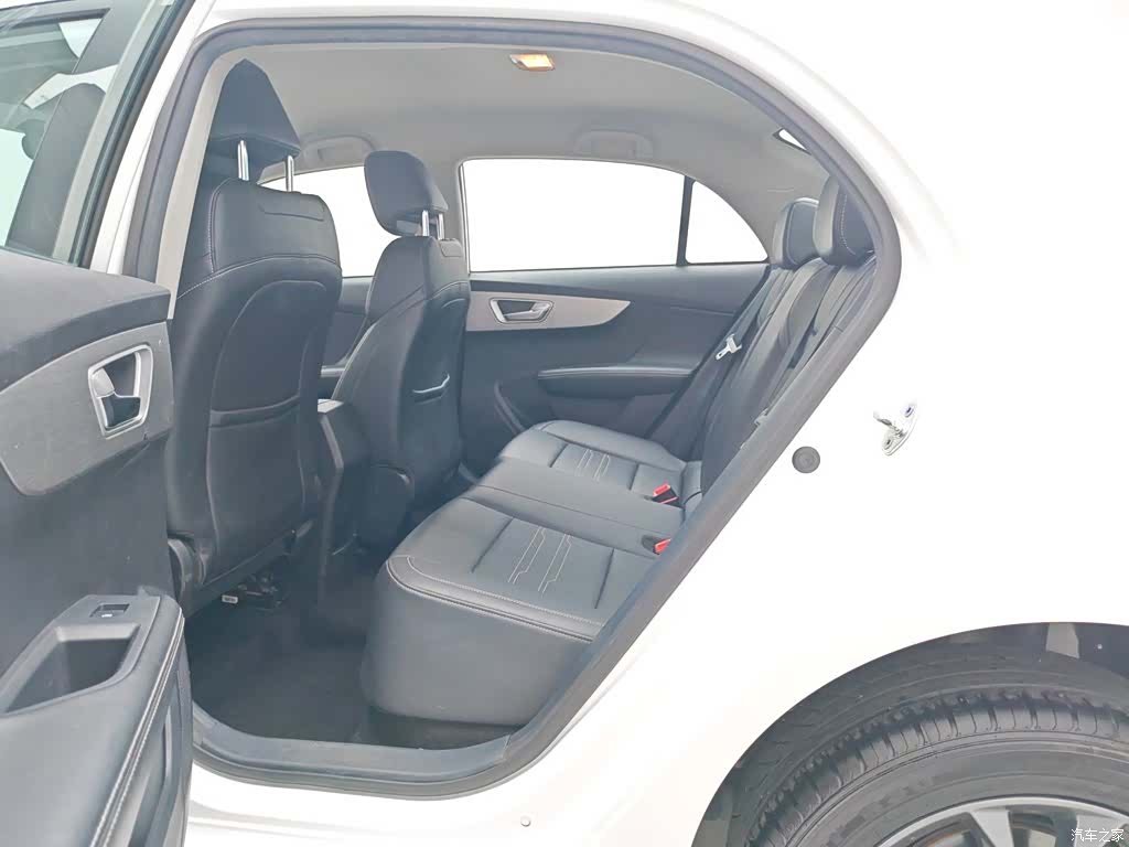 BYD Qin, 2020 15