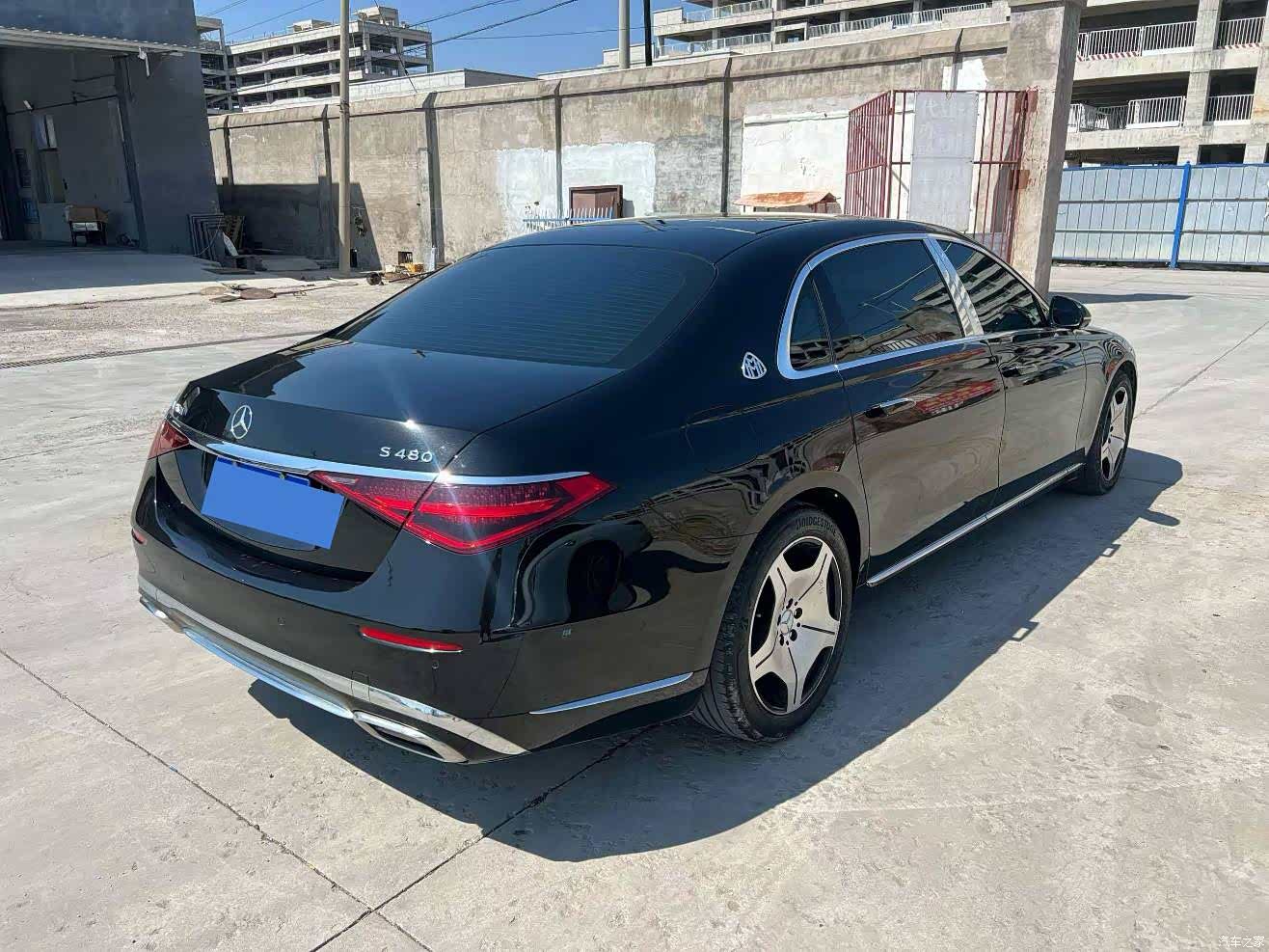 Maybach S-Class, 2022 все фото