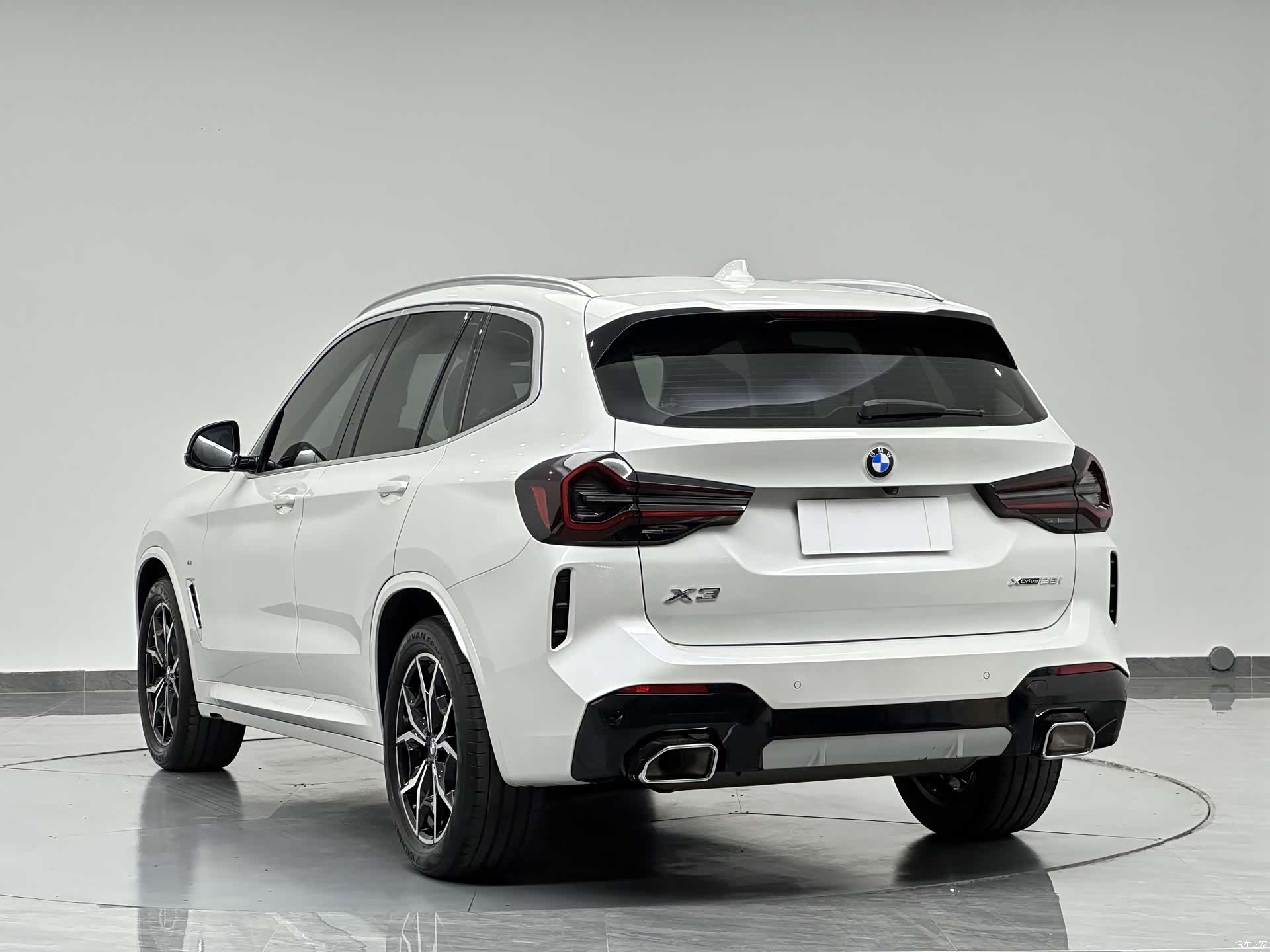 BMW X3, 2024 все фото