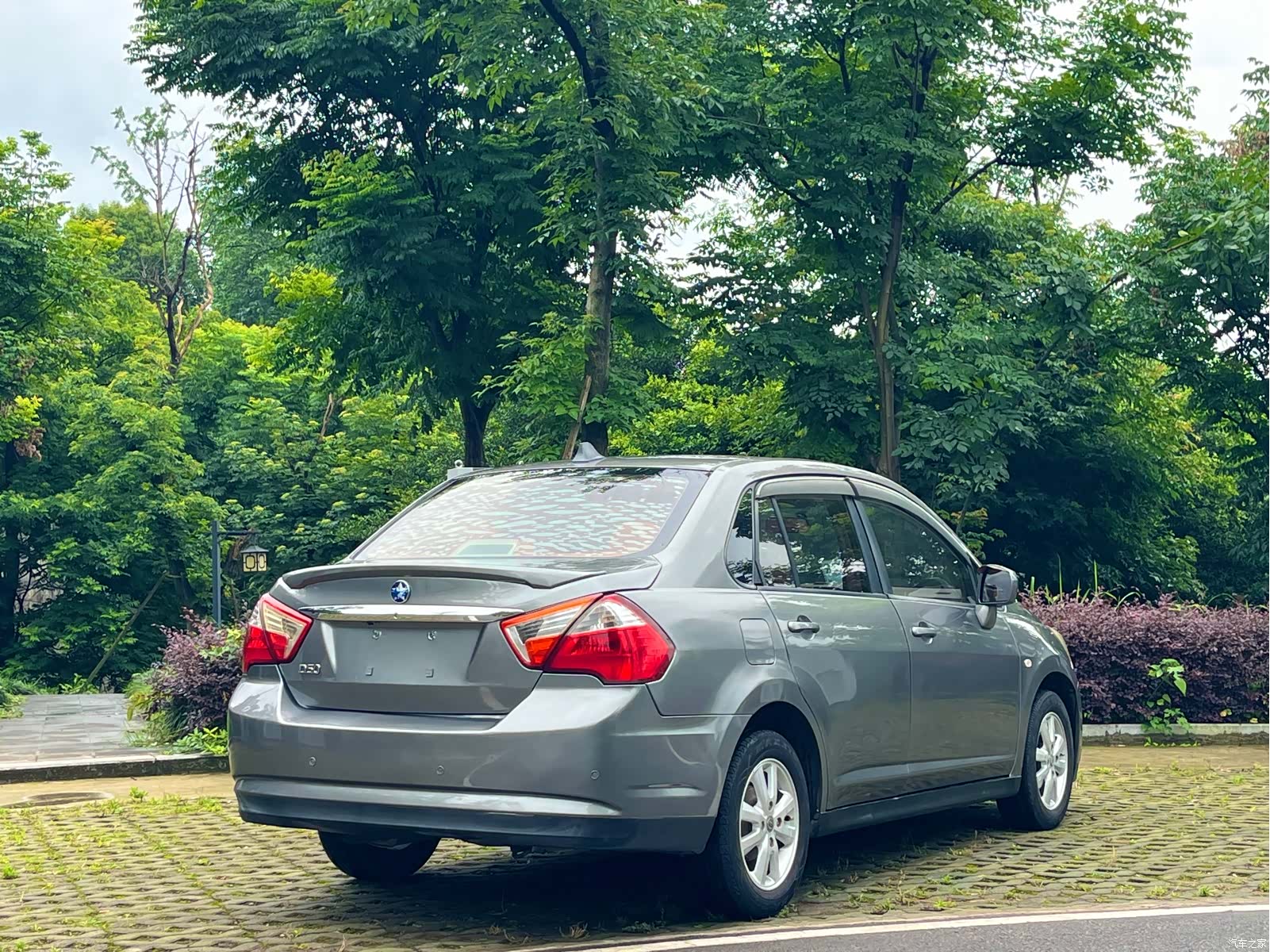 Nissan D50, 2015 6