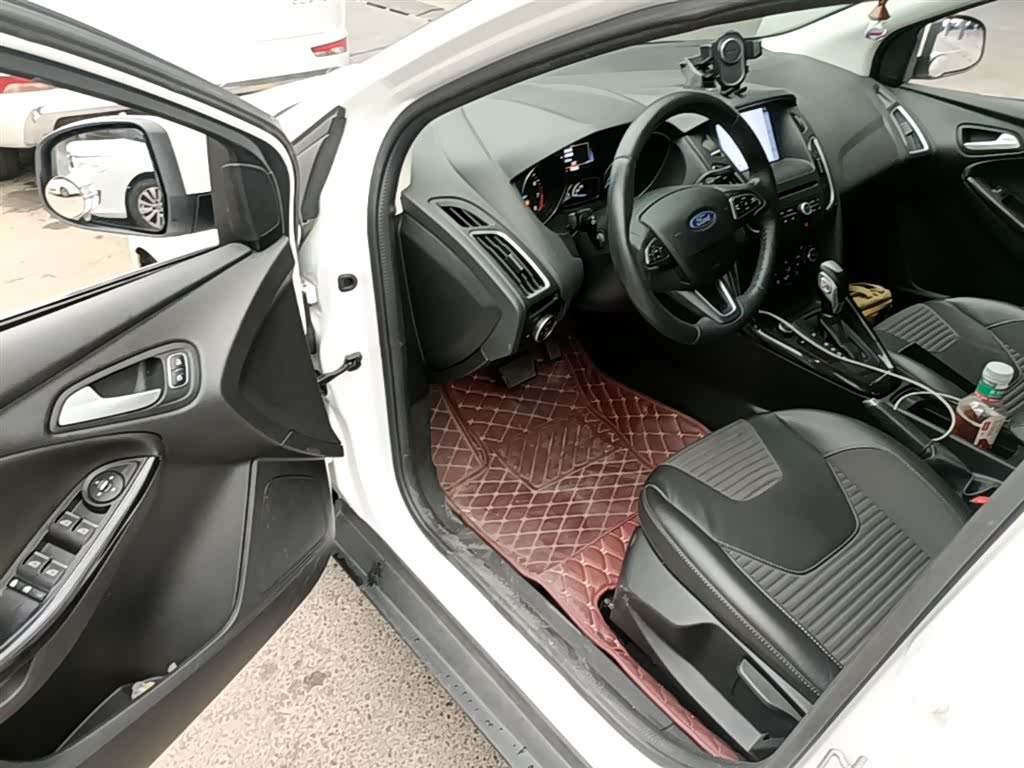 Ford Focus, 2016 16