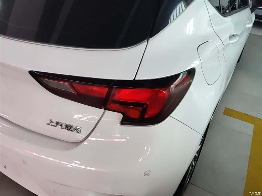 Buick Verano, 2017 8