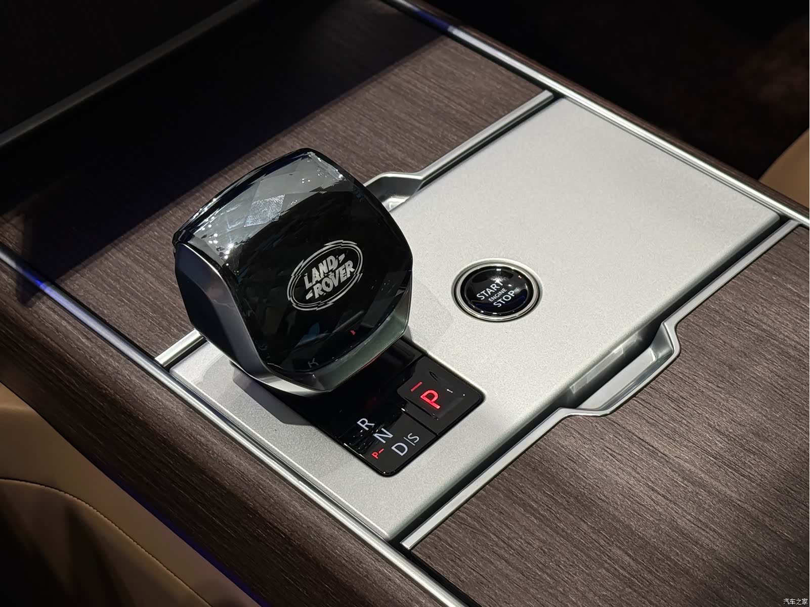 Land Rover Range Rover, 2026 13