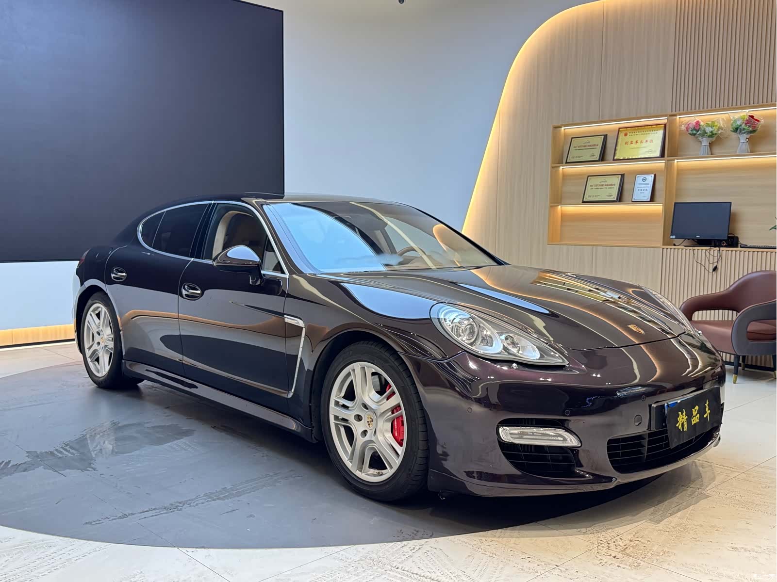 Porsche Panamera, 2010 3