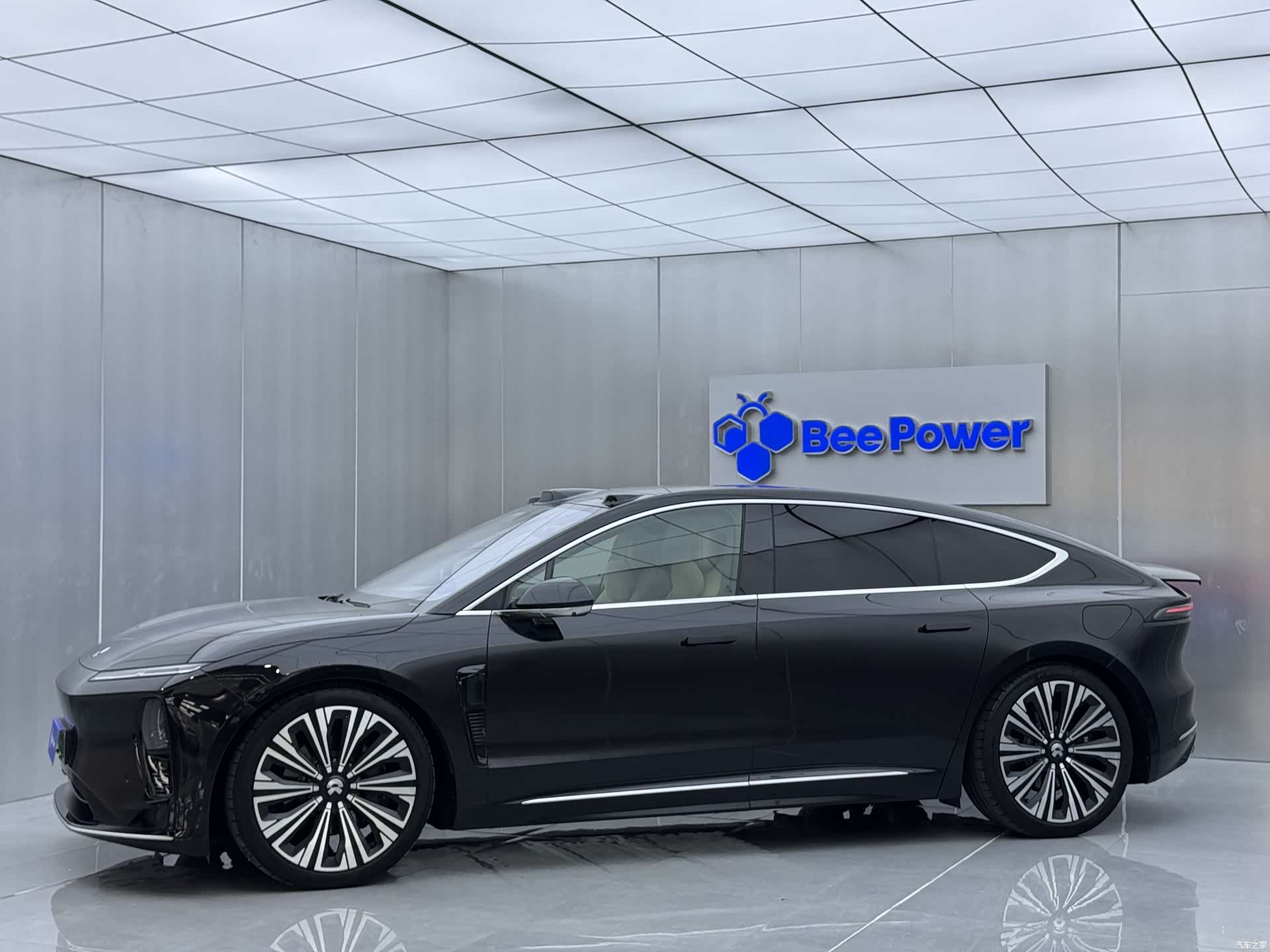 NIO ET9, 2025 7