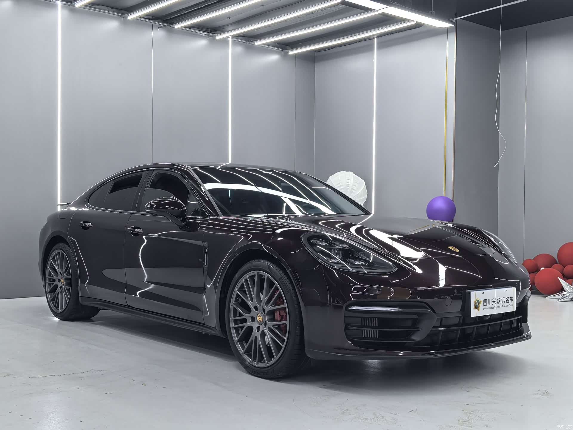 Porsche Panamera, 2024 2