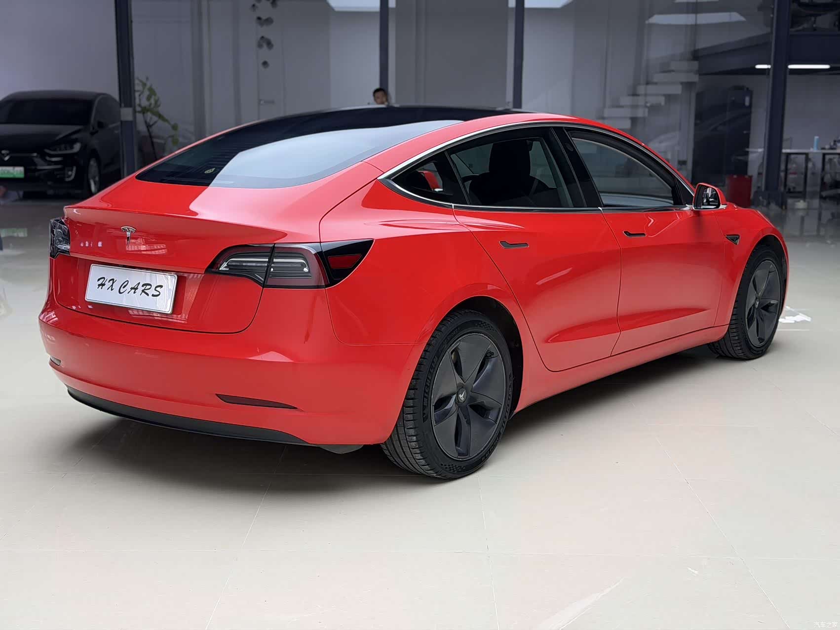 Tesla Model 3, 2019 все фото