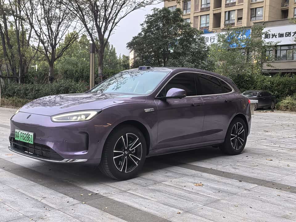 AITO Ask the world M5